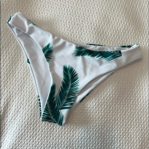 ZAFUL Tropical Leaf Print Bikini Bottom - Picture 1 of 8